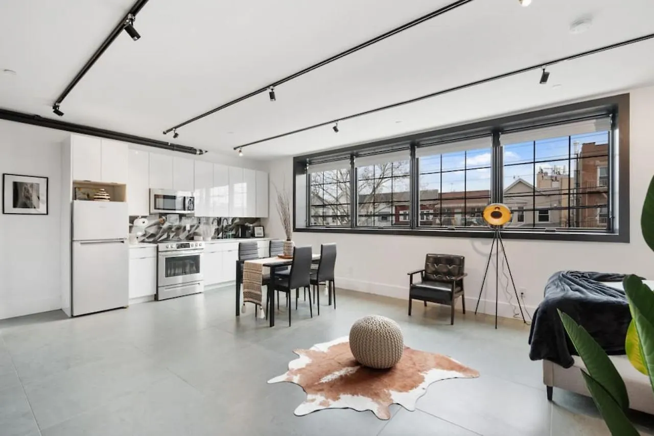 ניו יורק Deluxe Open Concept Loft With Rooftop & Shore Nearby At 